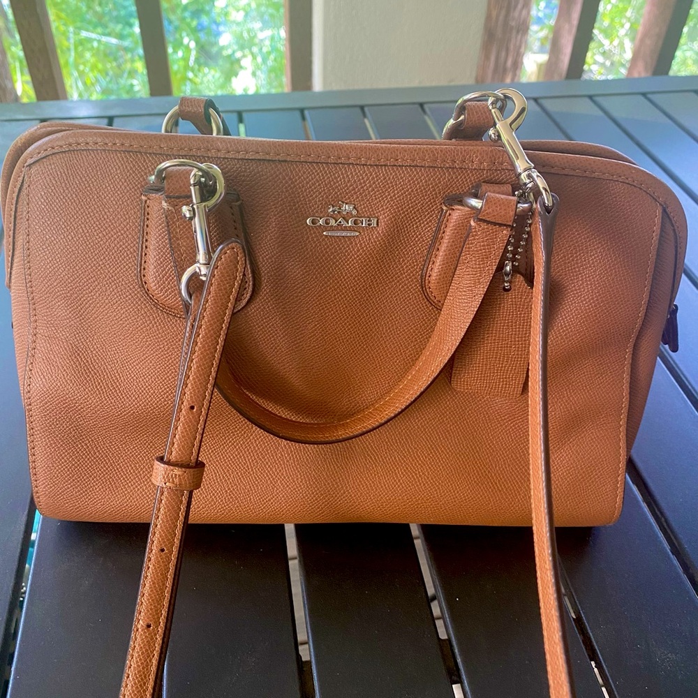 Tan Coach Bag with Crossbody Strap